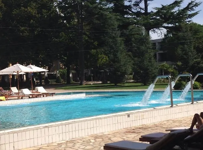 Апартаменты In Villa, Private Pool, Big Garden, Close To Sea And Old Town