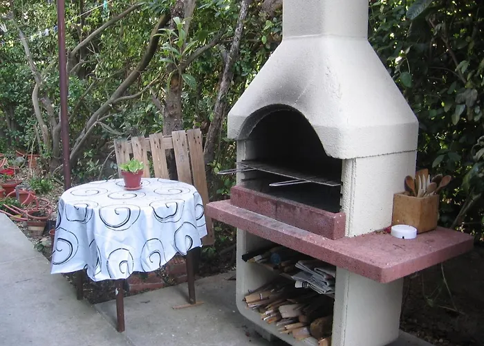 In Villa, Private Pool, Big Garden, Close To Sea And Old Town Апартаменты *