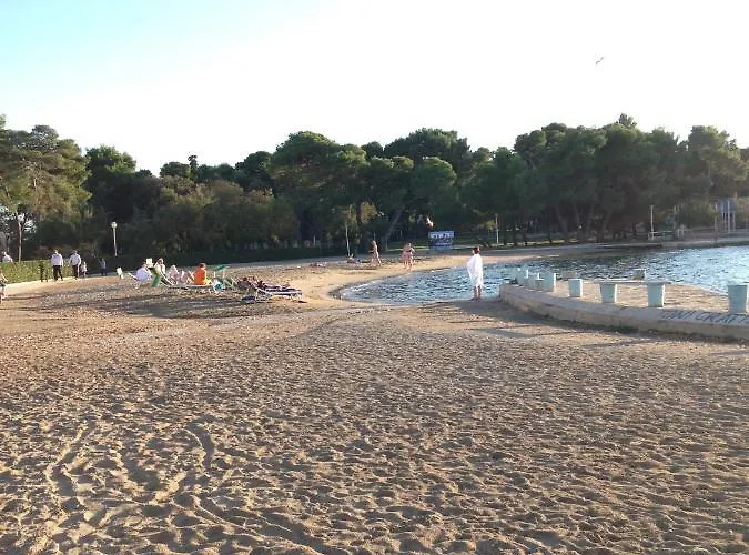 In Villa, Private Pool, Big Garden, Close To Sea And Old Town *