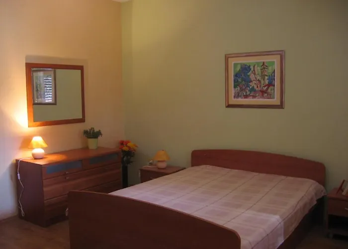 アパート In Villa, Private Pool, Big Garden, Close To Sea And Old Town ザダル